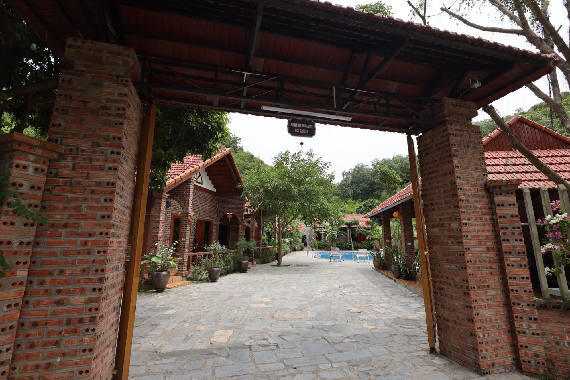 Pham Gia Homestay Ecogarden 宁平 外观 照片